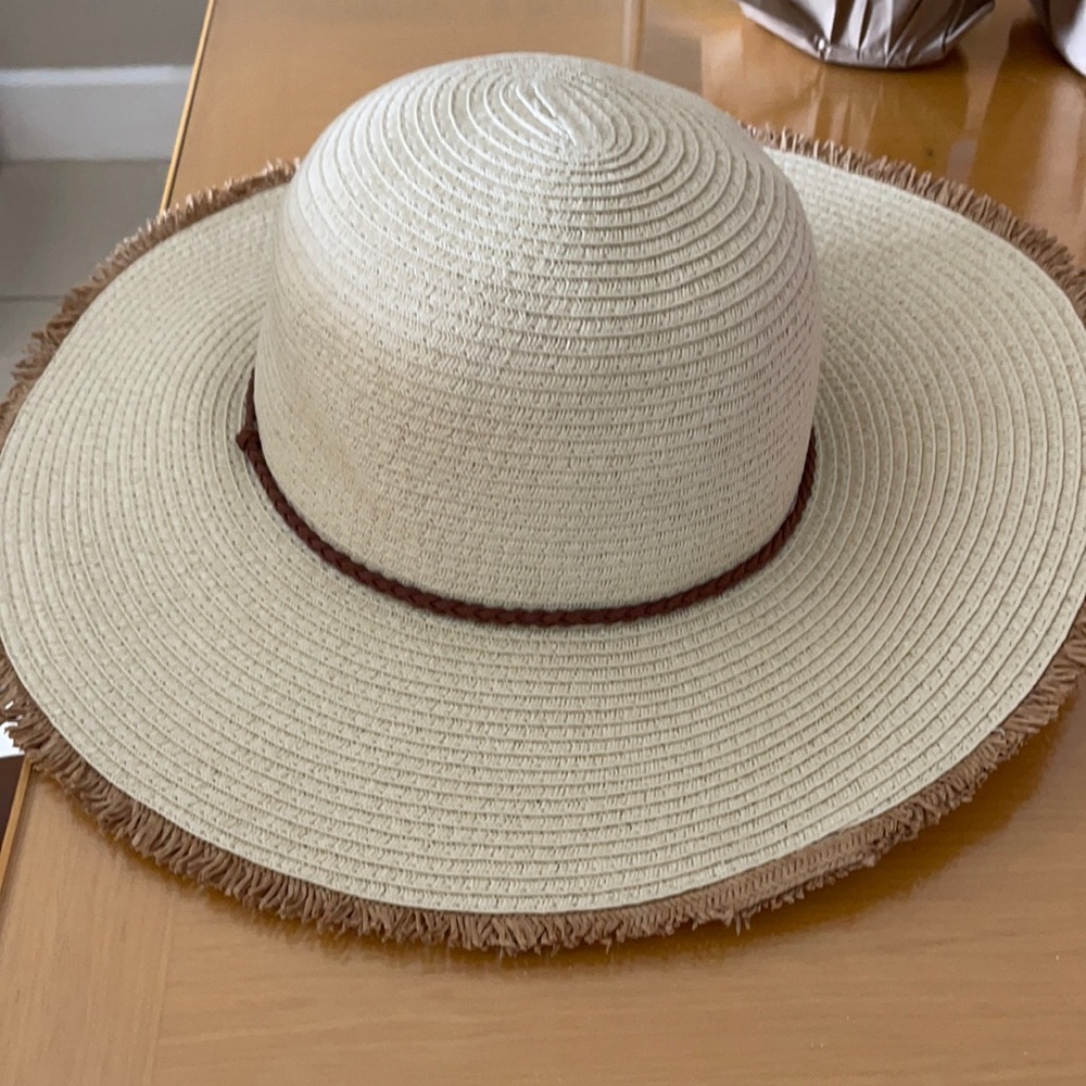 Beach Floppy Sun Hat - New Without Tags